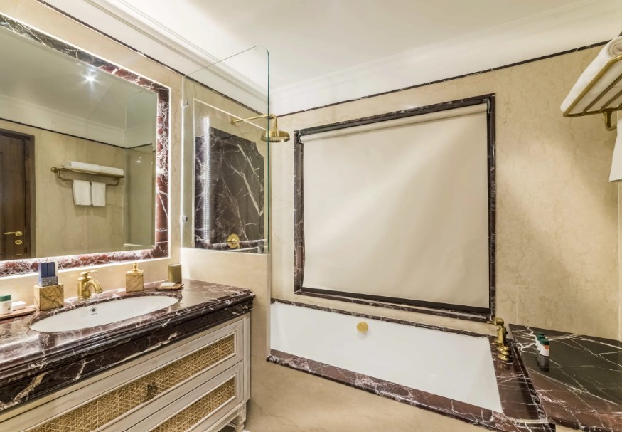 Bathroom2